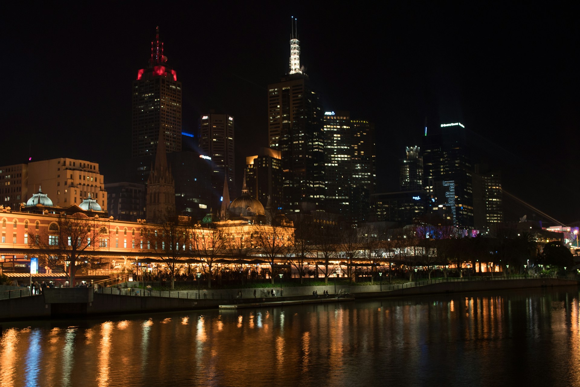 Melbourne skyline at night